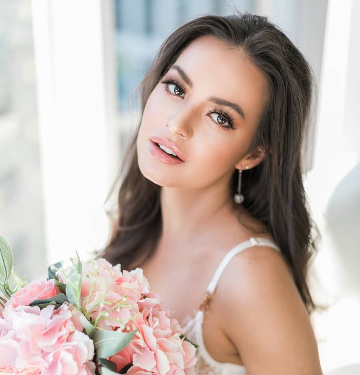 LCC Wonderland MAkeup and Hair Studio