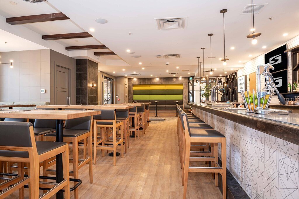 Sandman Hotel Calgary City Centre