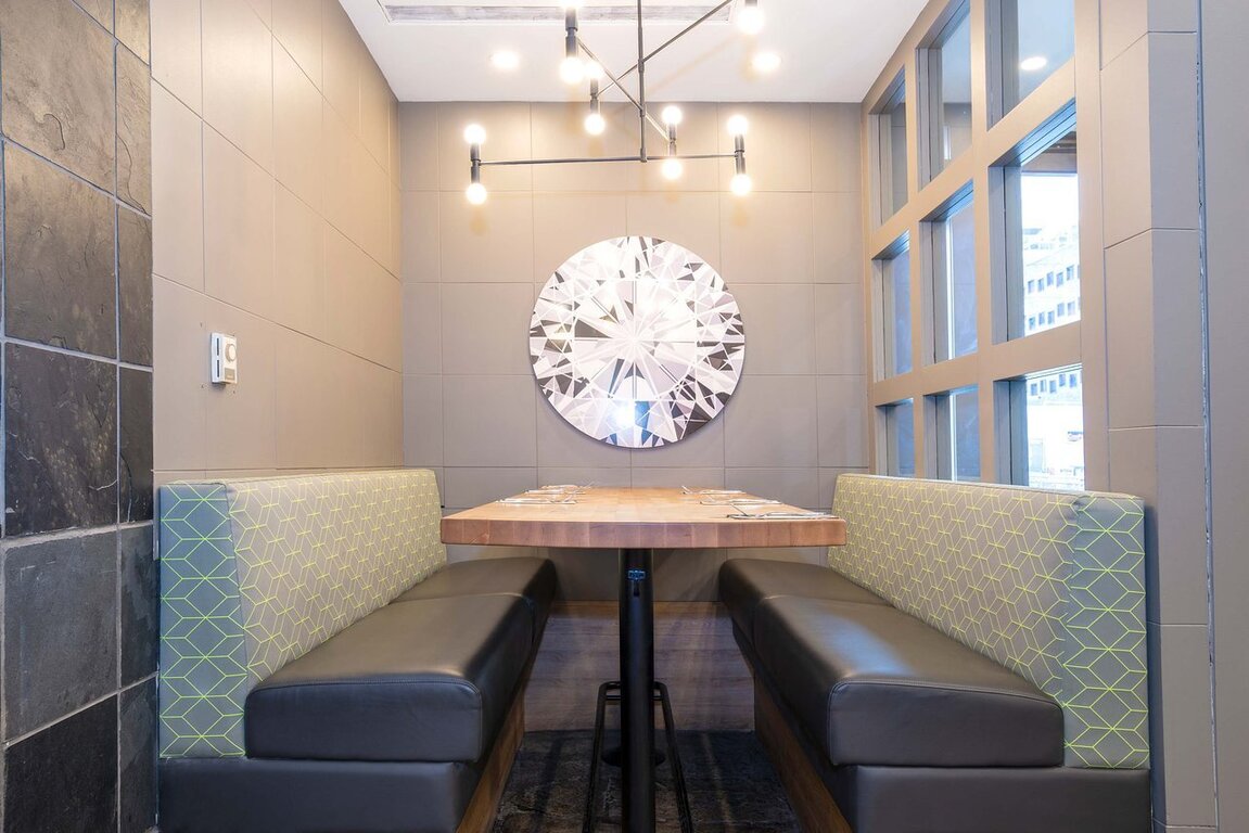 Sandman Hotel Calgary City Centre