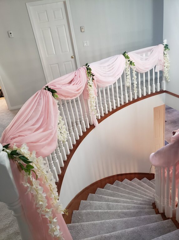 Devora Flowers and Designs