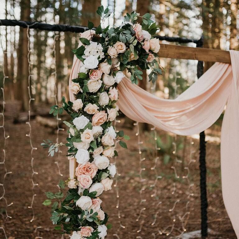 Devora Flowers and Designs