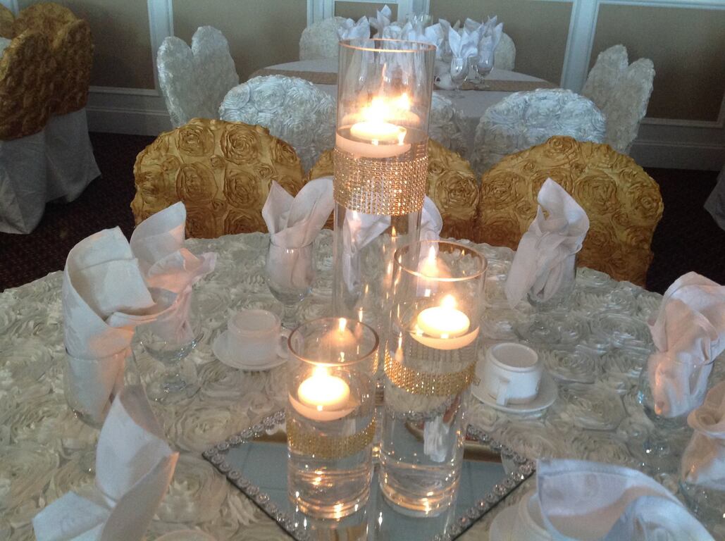 A and R Elegant Chic Designs