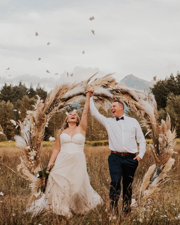 Belle and Beau Confetti Co