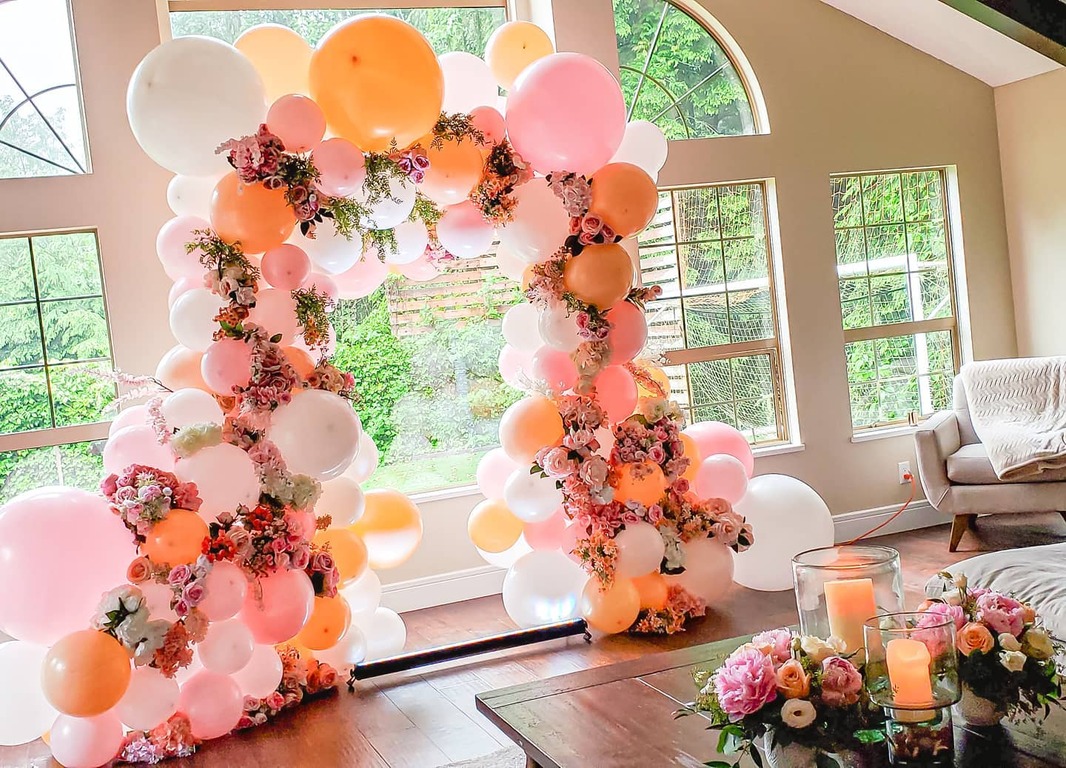 Blooms and Paper - Decoration - Surrey - Weddinghero.ca