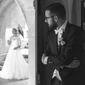 Officiant Michael Bethke