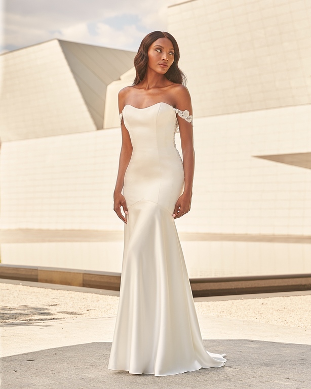 Paloma Blanca Dress Toronto Weddinghero