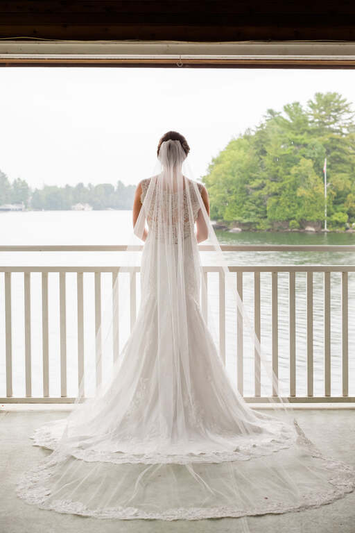 Veils – The Brides' Project