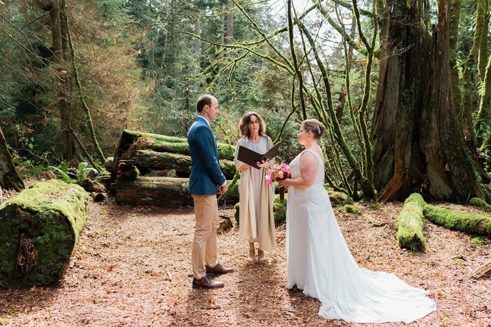 Laura Bee Ceremonies