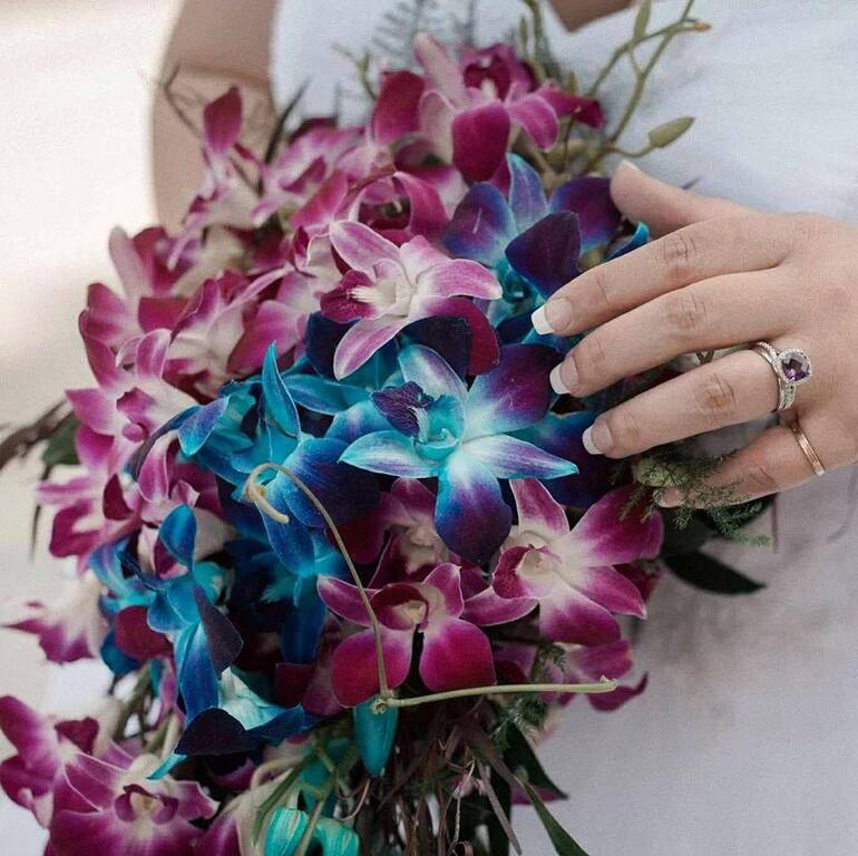 Cerise Floral Studio