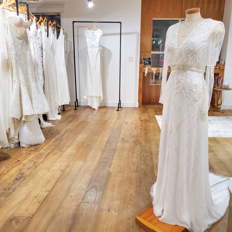 Calgary wedding dress clearance consignment