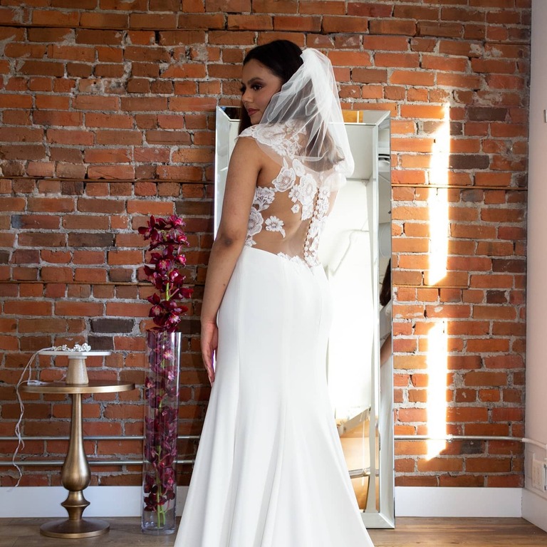 CONSIGNMENT  Everthine Bridal