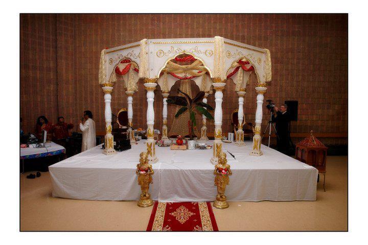 Ann and Gopal's Om Deepam