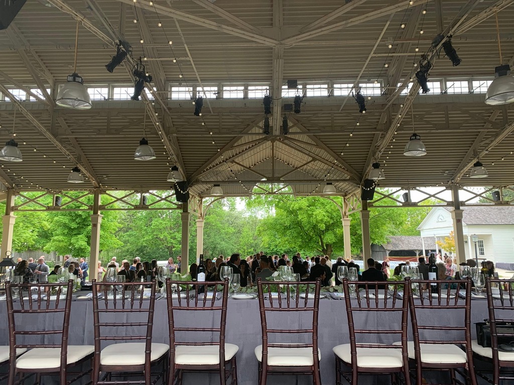 Black creek outlet wedding