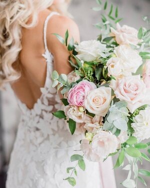 Mint and Magnolia Floral Design