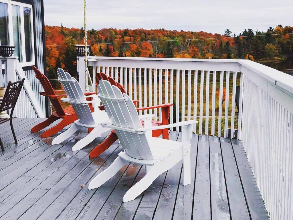 Sims Lake Retreat