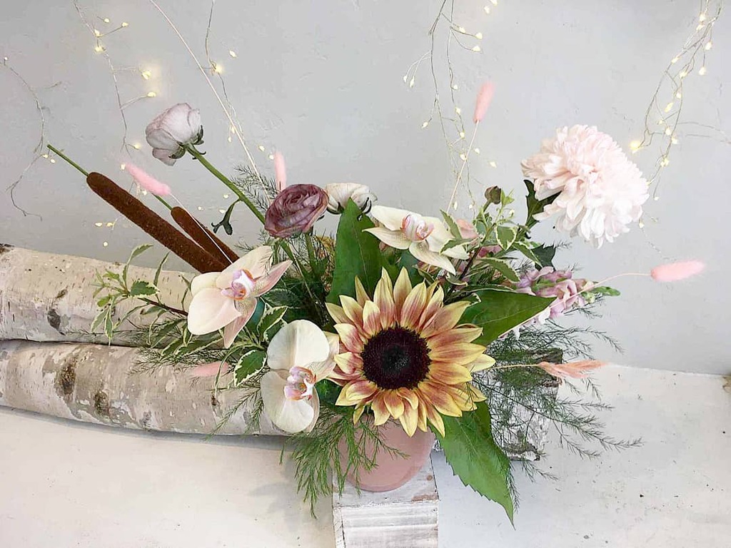 Oleander Floral Design