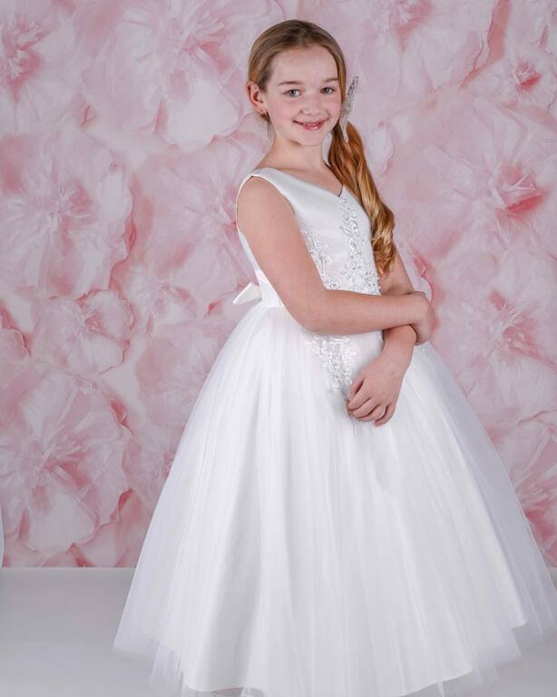 Kids Wedding Wear Gown at Rs 1299.00