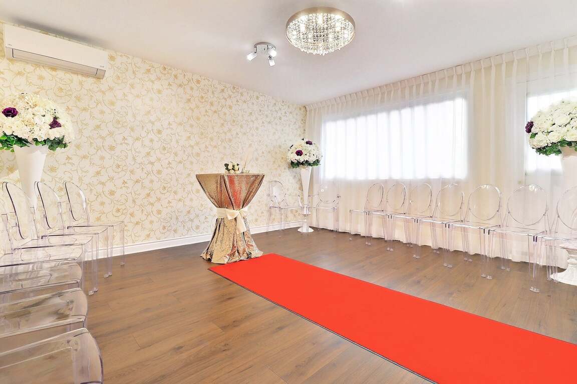 Me Leopold Lincà Notary Wedding