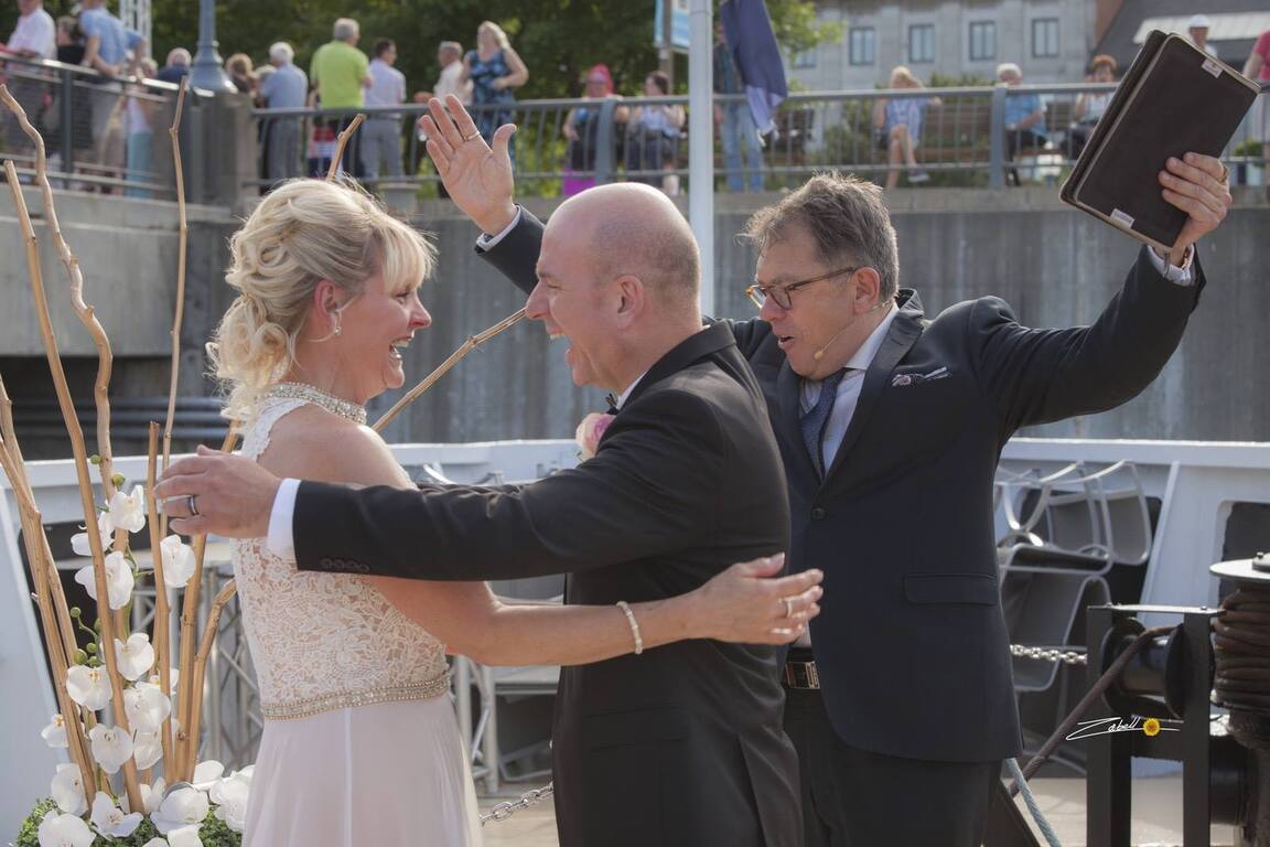 Mariages à Bras Ouverts