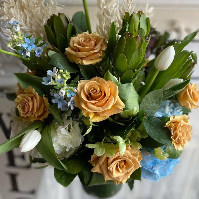 De Rose Designs and Floral Boutique