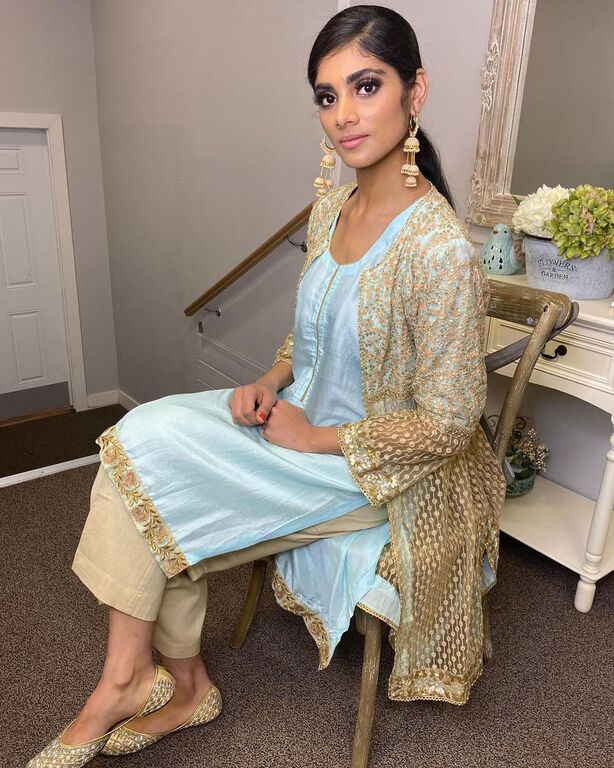 Jasveen Johal - Makeup artist
