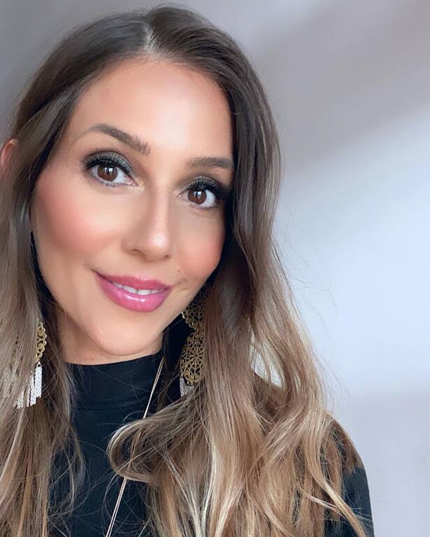 Corrie Elle Artistry