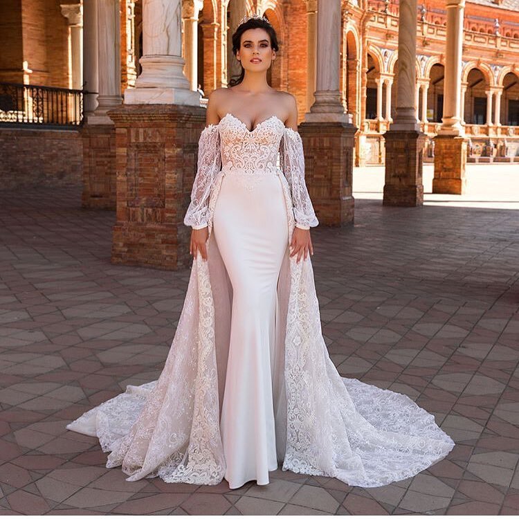 Presents and Presence Events