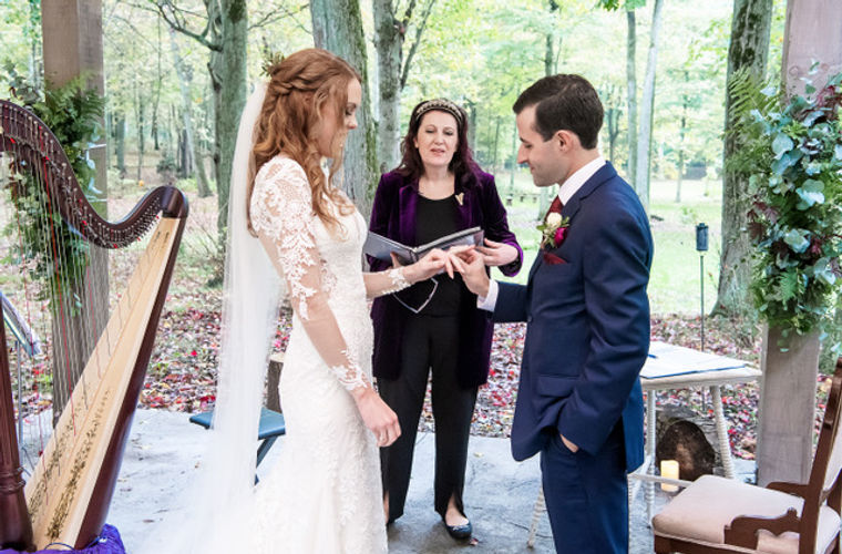Tracy Sweet - Ontario Wedding Officiant