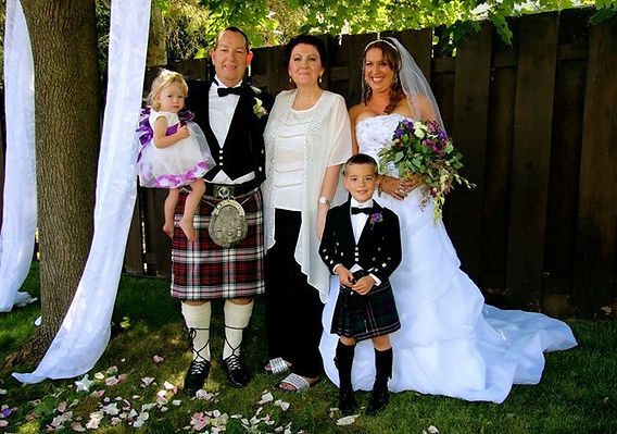 Tracy Sweet - Ontario Wedding Officiant