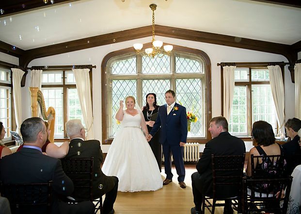 Tracy Sweet - Ontario Wedding Officiant