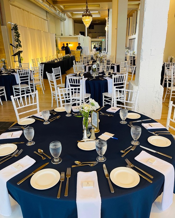 The Avenue Room Venue Saskatoon Weddinghero.ca