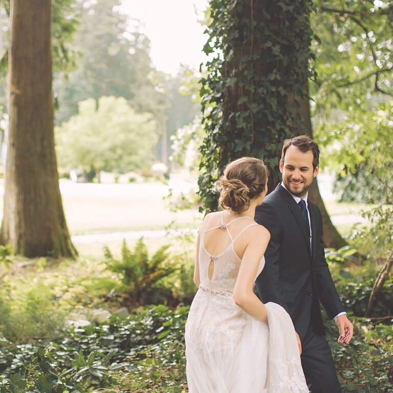 Rowena’s Inn on the River