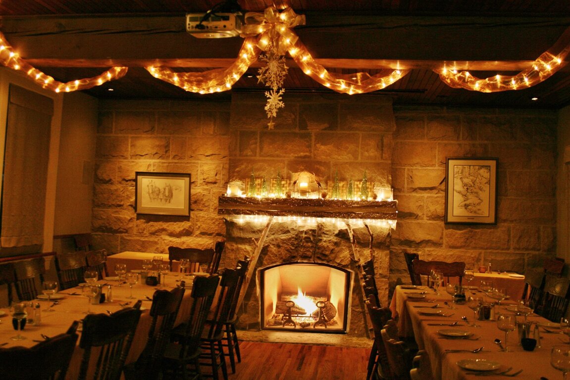 Mono Cliffs Inn