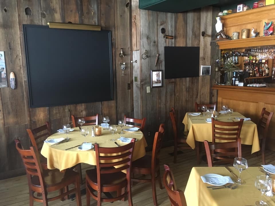 Mono Cliffs Inn
