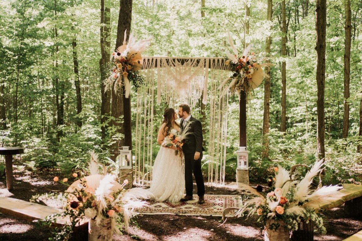 Temple's Country Weddings