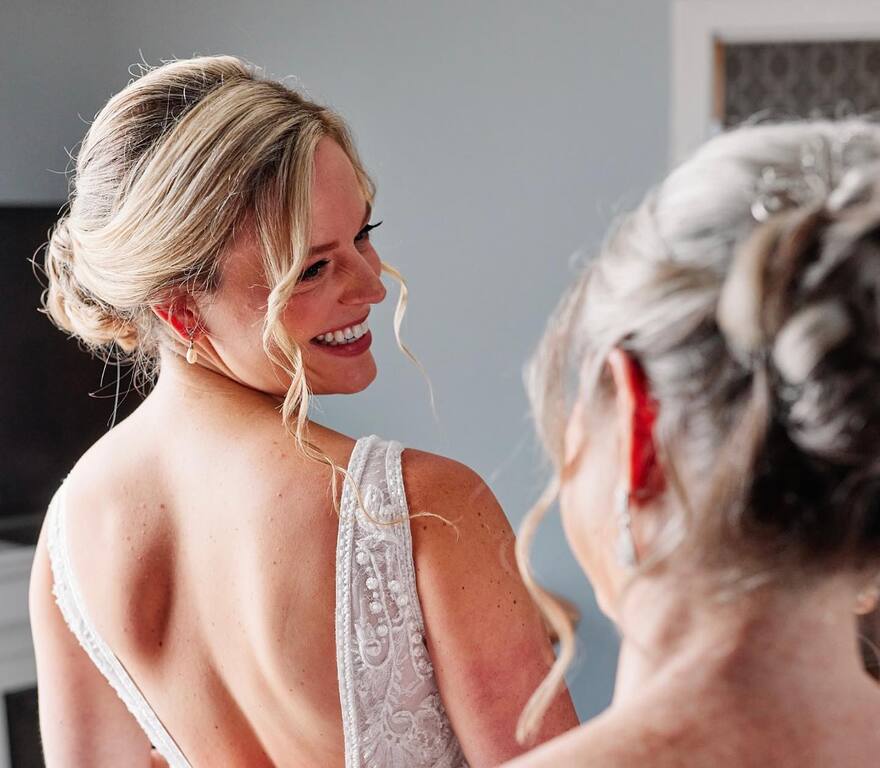 Emerald Beauty - Makeup & Hair