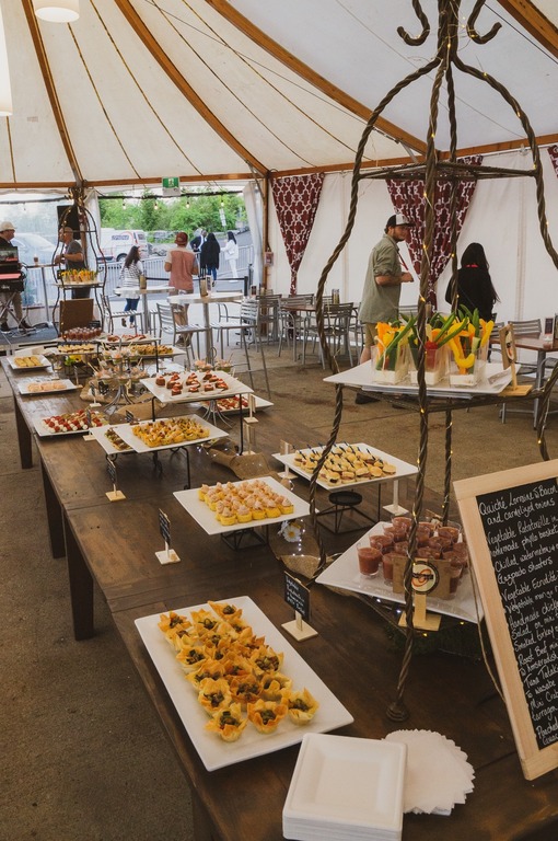 Hornblower Niagara Cruises