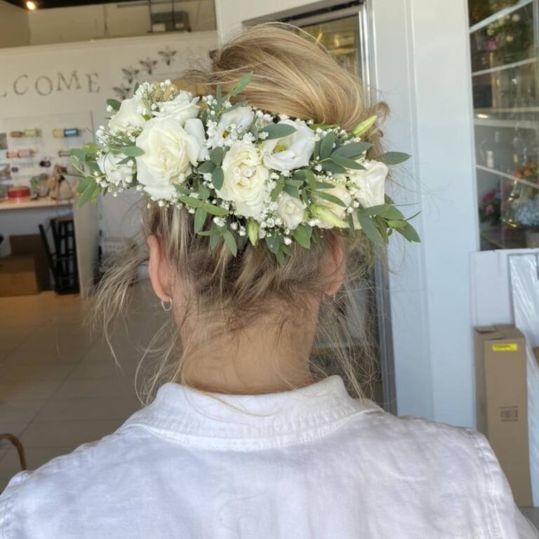 Luda Flower Salon