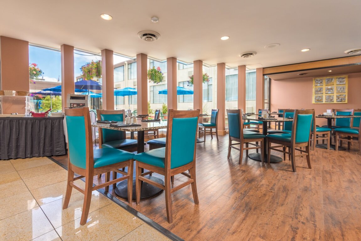 Coast Discovery Inn