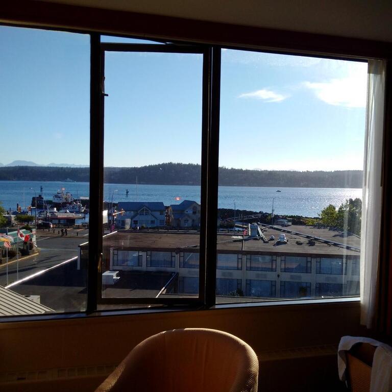 Coast Discovery Inn