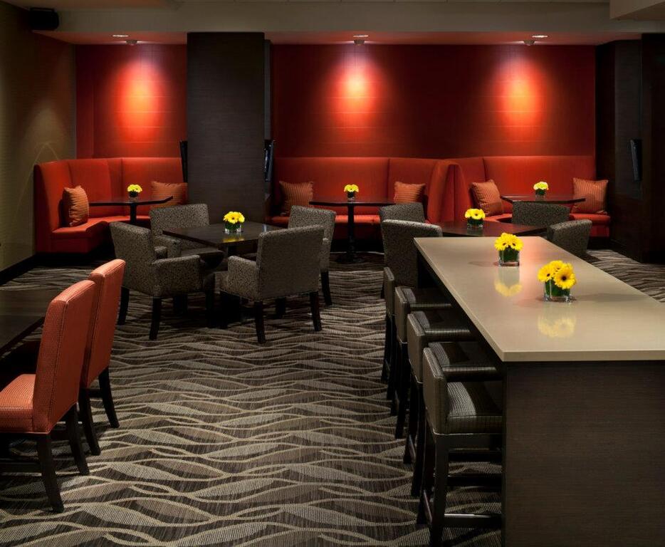 Holiday Inn Vancouver Downtown