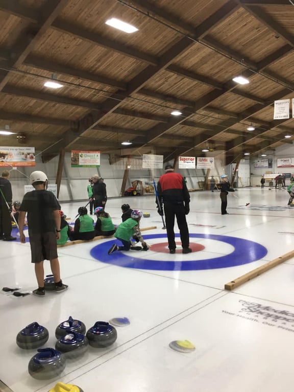 Comox Valley Curling Club - Venue - Courtenay - Weddinghero.ca