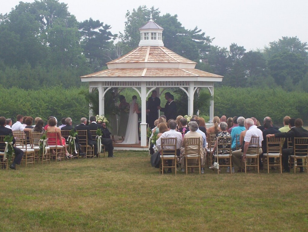 Riverbend Inn & Vineyard