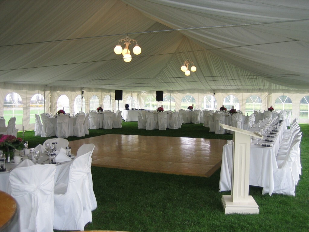 Riverbend Inn & Vineyard