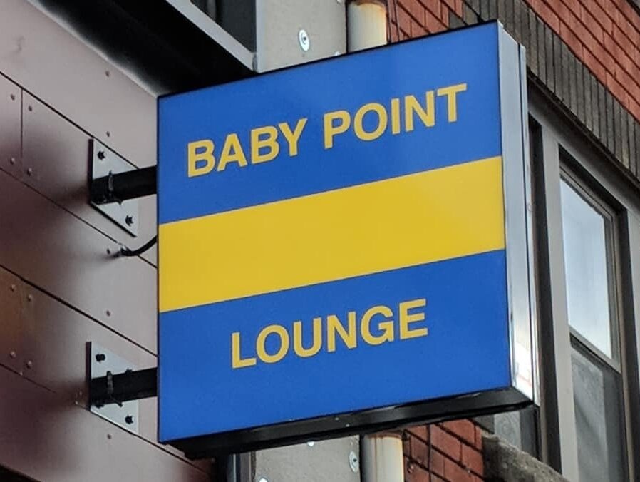 Baby Point Lounge
