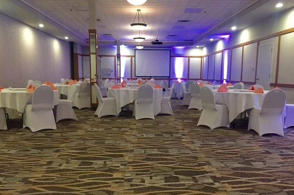 Canad Inns Destination Centre Transcona