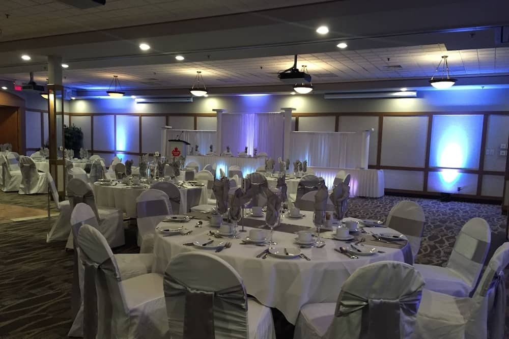 Canad Inns Destination Centre Transcona