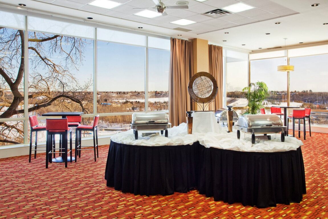 Courtyard By Marriott Downtown Edmonton