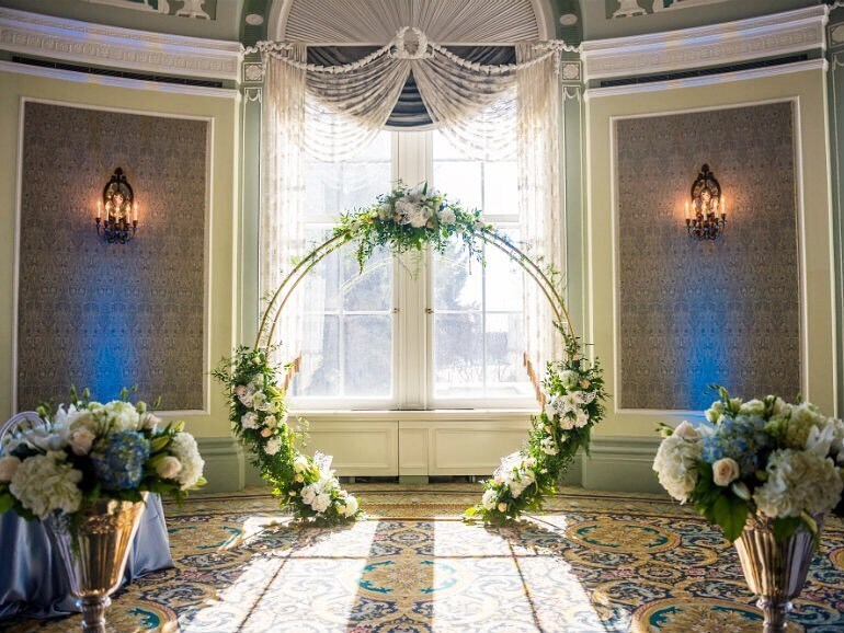 Fairmont Hotel Macdonald