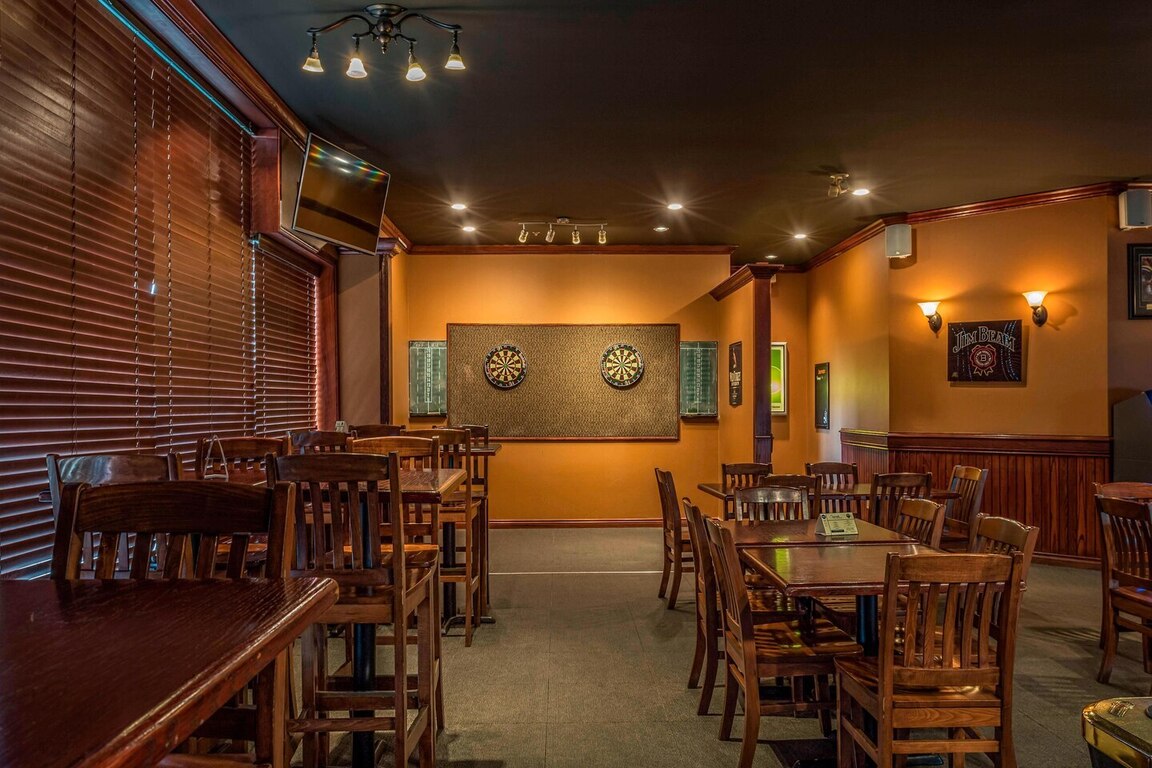 Four Points by Sheraton Edmonton South